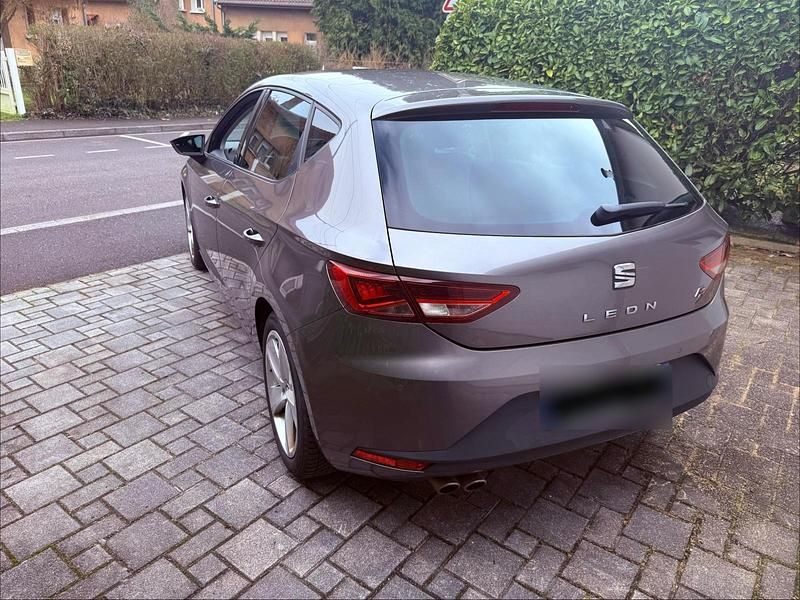 Second-hand Seat Leon FR 150 CP (110 kW) 2016 Gri Berlinǎ