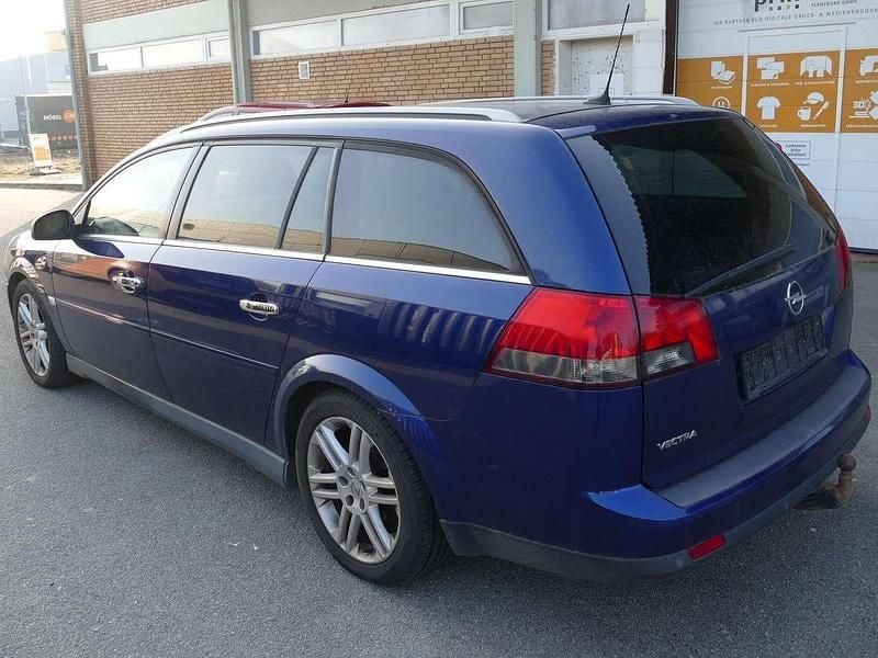 Gebraucht Opel Vectra 150 PS (110 kW) 2008 Blau Kombi