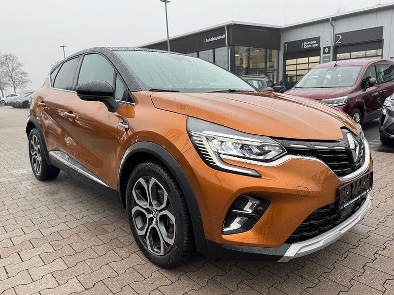 Gebraucht Renault Captur Intens 160 PS (117 kW) 2022 Orange SUV