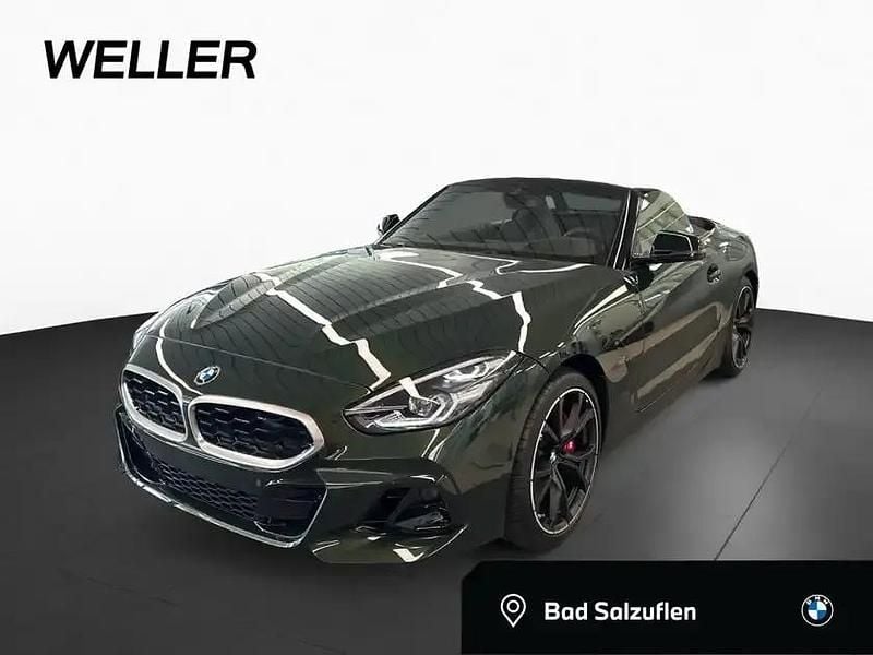 Sanremo green (grün) Neu 2025 BMW Z4 Comfort Edition Cabrio | 71.780 € - Bild 1/4