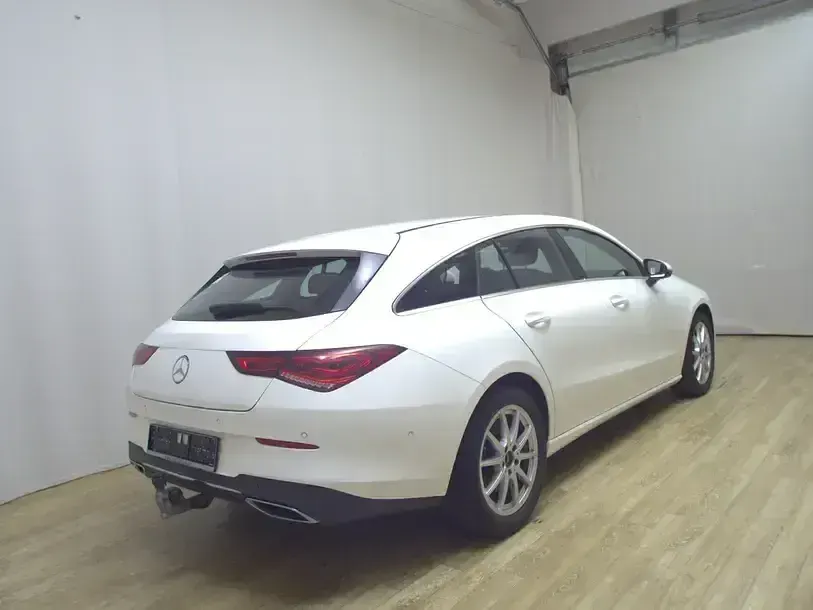 Gebraucht Mercedes CLA180 Progressive 116 PS (85 kW) 2021 Weiss Coupé