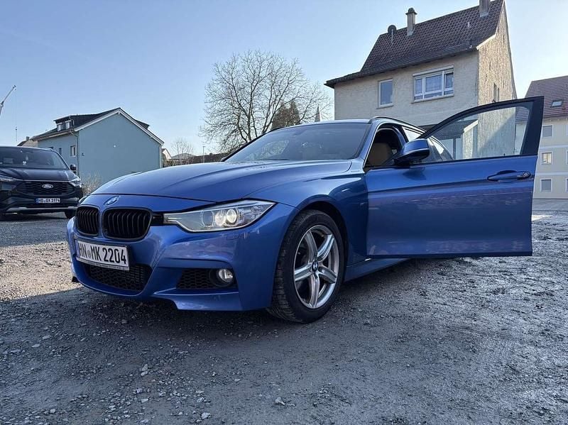 Beige Gebraucht 2013 BMW 325 Sport Line Kombi | 15.000 € (Fairer Preis) - Bild 1/4