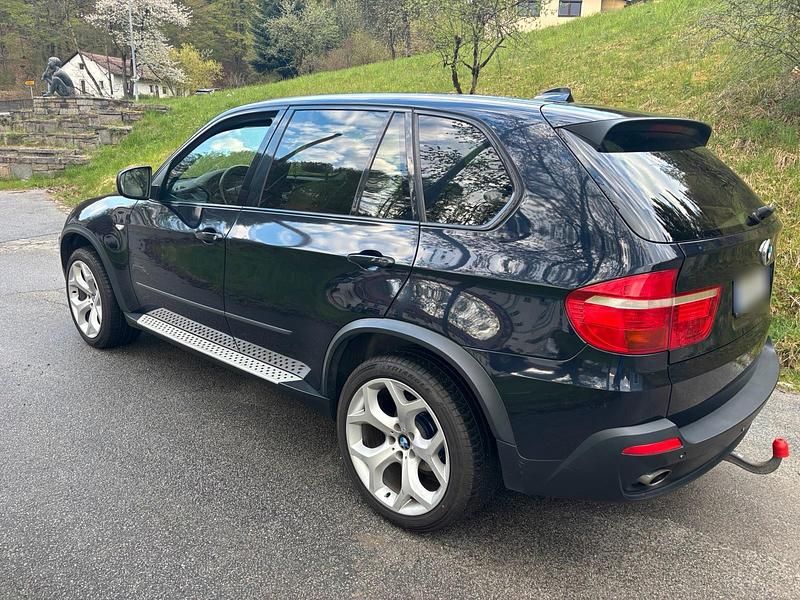 Gebraucht BMW X5 235 PS (172 kW) 2008 Blau SUV