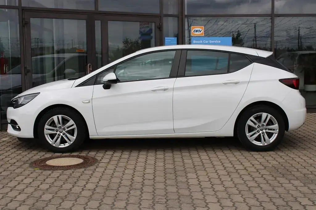 Gebraucht Opel Astra Edition 145 PS (106 kW) 2021 Weiß Limousine