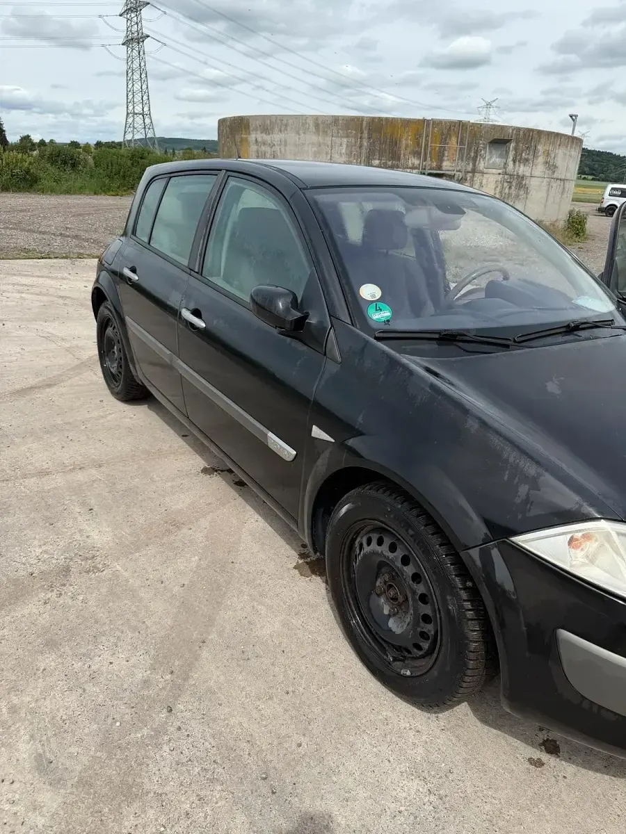 Gebraucht Renault Mégane II 135 PS (99 kW) 2003 Schwarz Kleinwagen