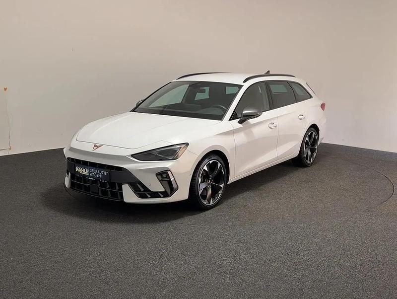 Usata Cupra Leon 150 CV (110 kW) 2025 Bianco Station wagon