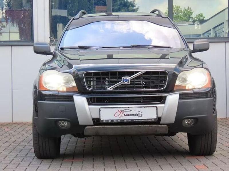 Second-hand Volvo XC90 272 CP (200 kW) 2005 Negru SUV