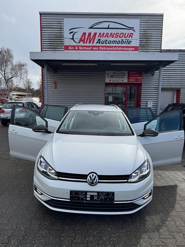 Gebraucht VW Golf VII 150 PS (110 kW) 2019 Weiß Kombi