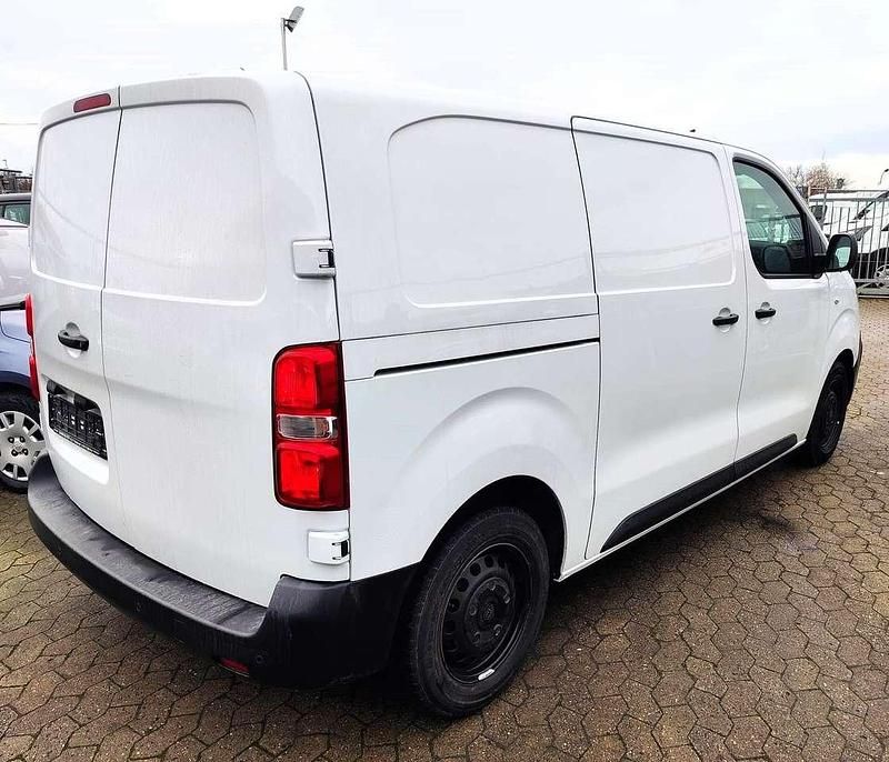 Gebraucht Peugeot Expert 120 PS (88 kW) 2023 Weiß Van