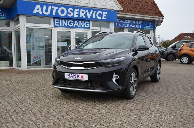 Gebraucht Kia Stonic 101 PS (74 kW) 2024 Schwarz SUV