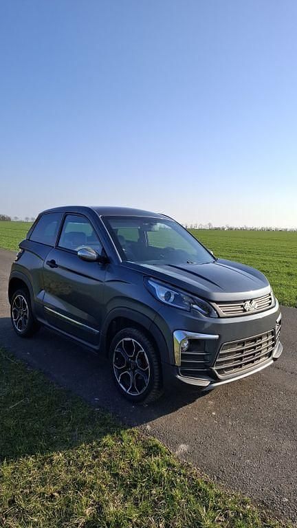 Gebraucht Ligier JS60 2023 Grau Kleinwagen