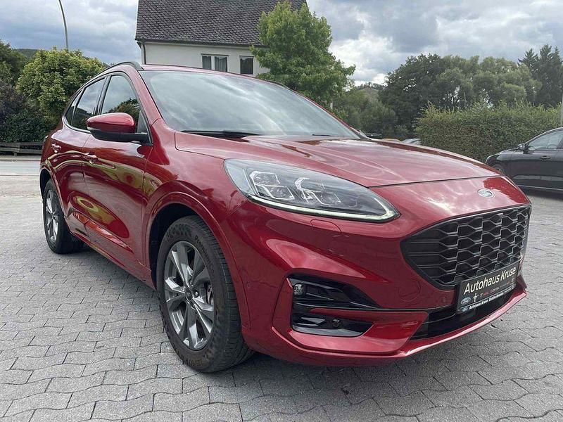 Rot Gebraucht 2020 Ford Kuga ST-Line X SUV | 24.990 € (Fairer Preis) - Bild 1/4
