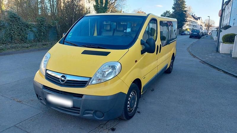Gebraucht Opel Vivaro 114 PS (83 kW) 2008 Gelb Van / Kleinbus