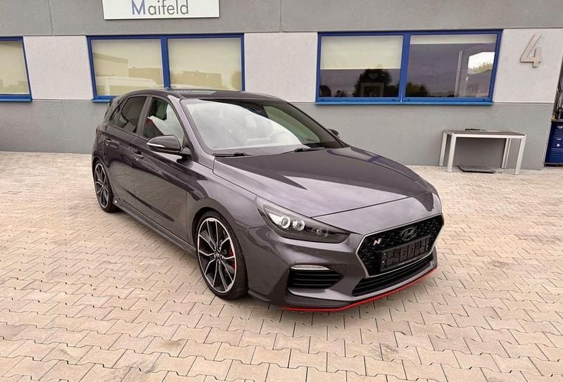 Grau Gebraucht 2019 Hyundai i30 N Performance Limousine | 14.480 € (Superpreis) - Bild 1/4