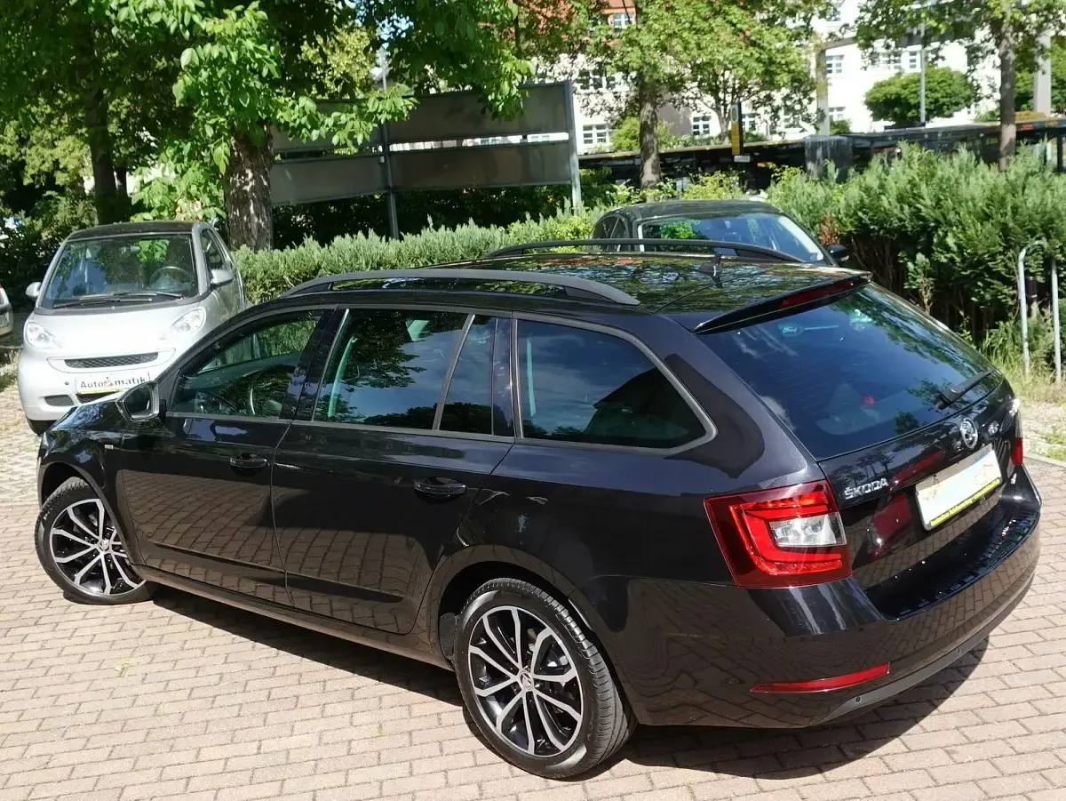 Gebraucht Skoda Octavia 150 PS (110 kW) 2018 Schwarz Kombi