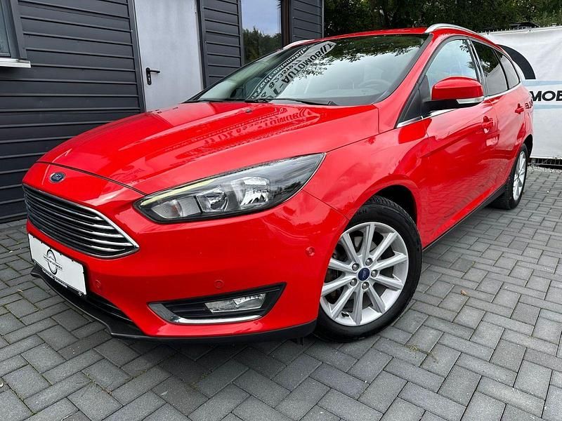 Rot Gebraucht 2016 Ford Focus Titanium Kombi | 7.490 € (Fairer Preis) - Bild 1/4