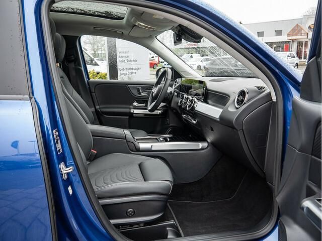 Gebraucht Mercedes GLB220 Advanced 190 PS (139 kW) 2024 Andere farbe SUV