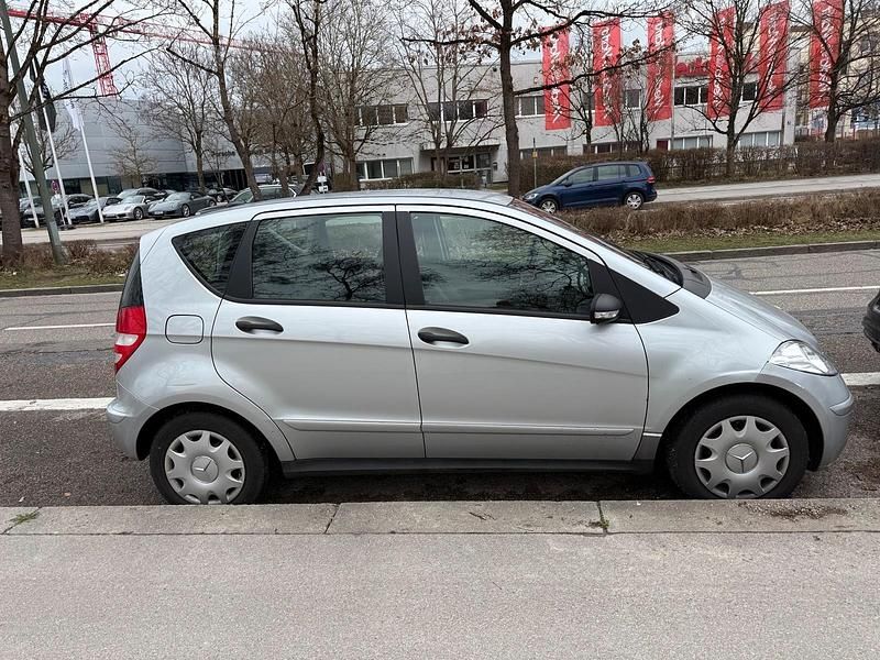 Gebraucht Mercedes A150 Classic 113 PS (83 kW) 2005 Grau Kleinwagen