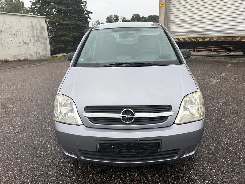 Gebraucht Opel Meriva 87 PS (63 kW) 2003 Silber Van / Kleinbus