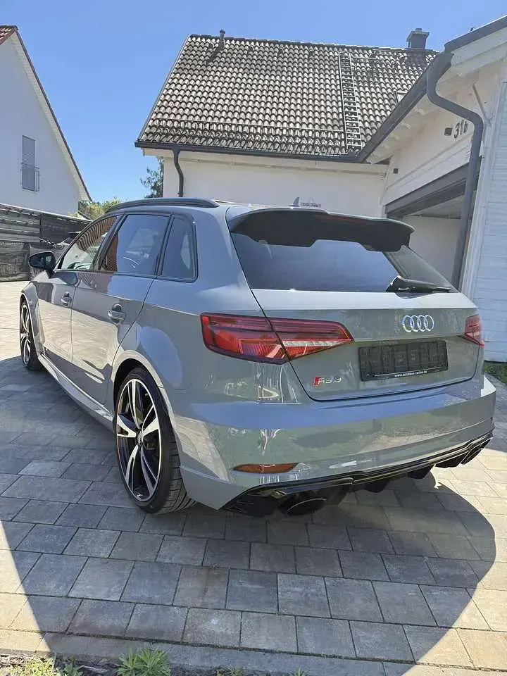 Gebraucht Audi RS3 Sportback 400 PS (294 kW) 2018 Grau Kleinwagen