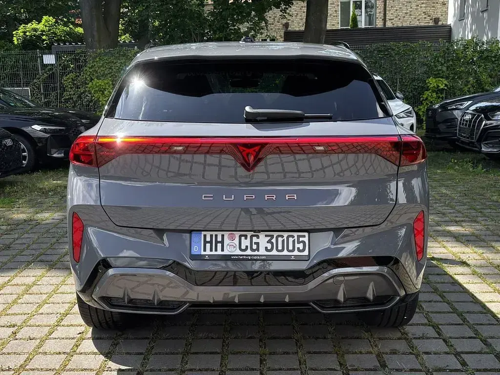Gebraucht Cupra Terramar 204 PS (150 kW) 2026 Graphene grau SUV