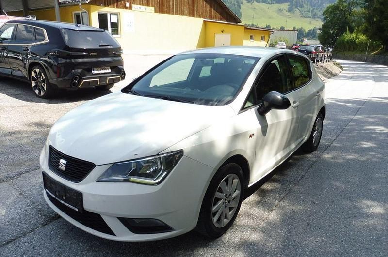 Gebraucht Seat Ibiza Style 90 PS (66 kW) 2015 Weiß Limousine