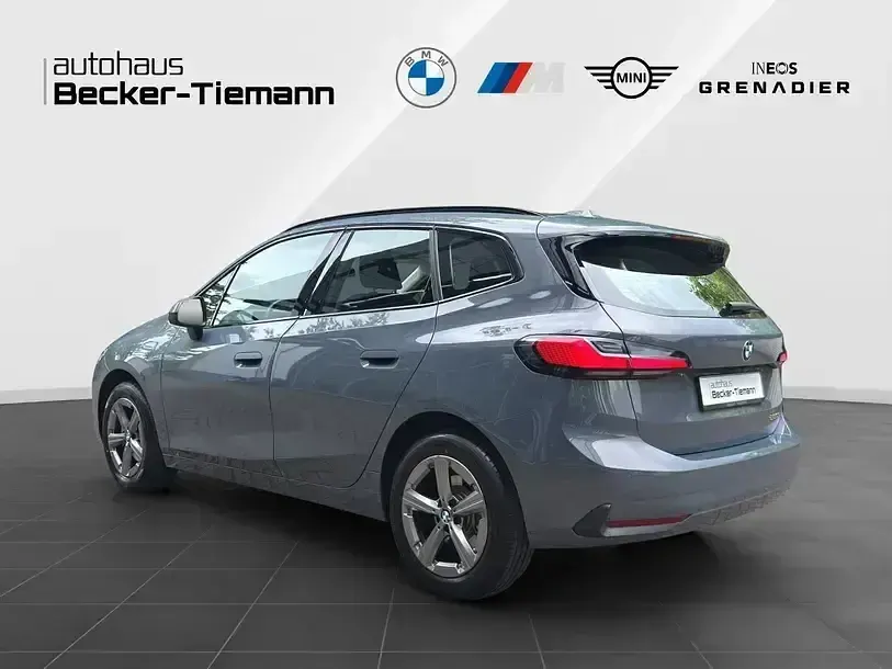 Używany BMW 220 Active Tourer Efficient Dynamics 156 KM (114 kW) 2025 Szary Minivan
