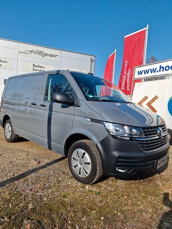 Gebraucht VW T6.1 150 PS (110 kW) 2022 Grau Van