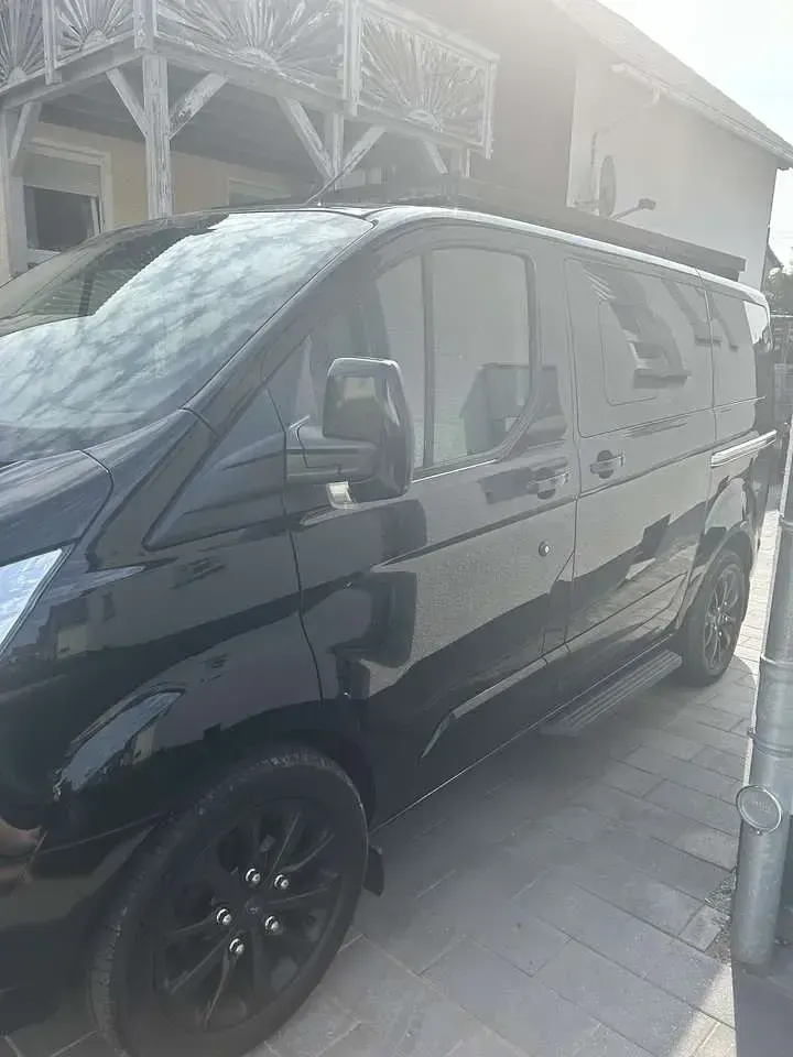 Gebraucht Ford Tourneo Custom 170 PS (125 kW) 2016 Schwarz Van