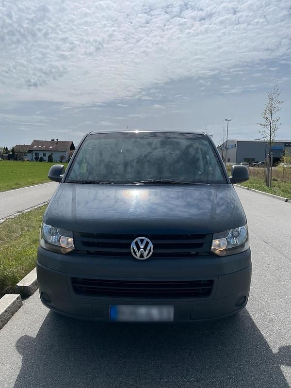 Gebraucht VW Transporter 102 PS (75 kW) 2012 Van