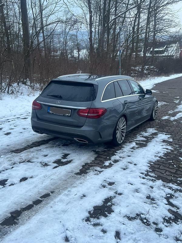 Gebraucht Mercedes C220 AMG line 2017 Grau Kombi