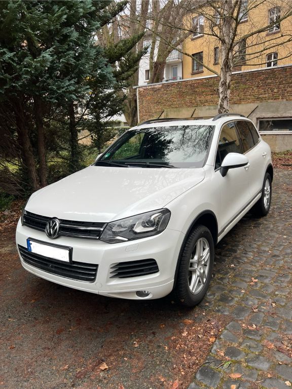 Weiß Gebraucht 2013 VW Touareg SUV | 16.999 € (Guter Preis) - Bild 1/4