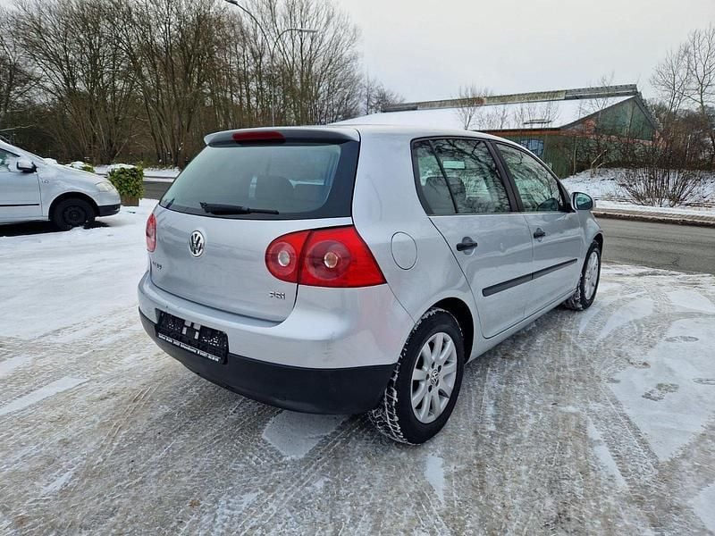 Gebraucht VW Golf V 90 PS (66 kW) 2004 Silber Kleinwagen