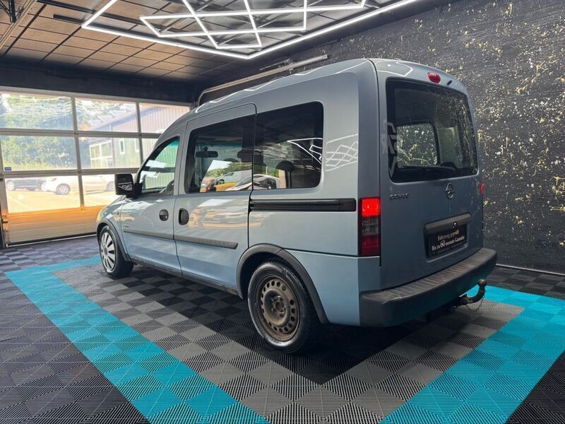 Gebraucht Opel Combo 101 PS (74 kW) 2005 Blau Van / Kleinbus