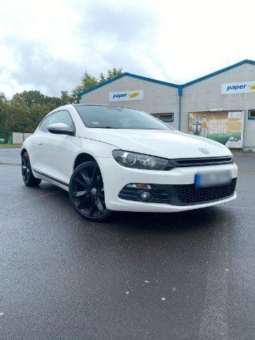 Weiß Gebraucht 2011 VW Scirocco Coupé | 6.800 € (Guter Preis) - Bild 1/4