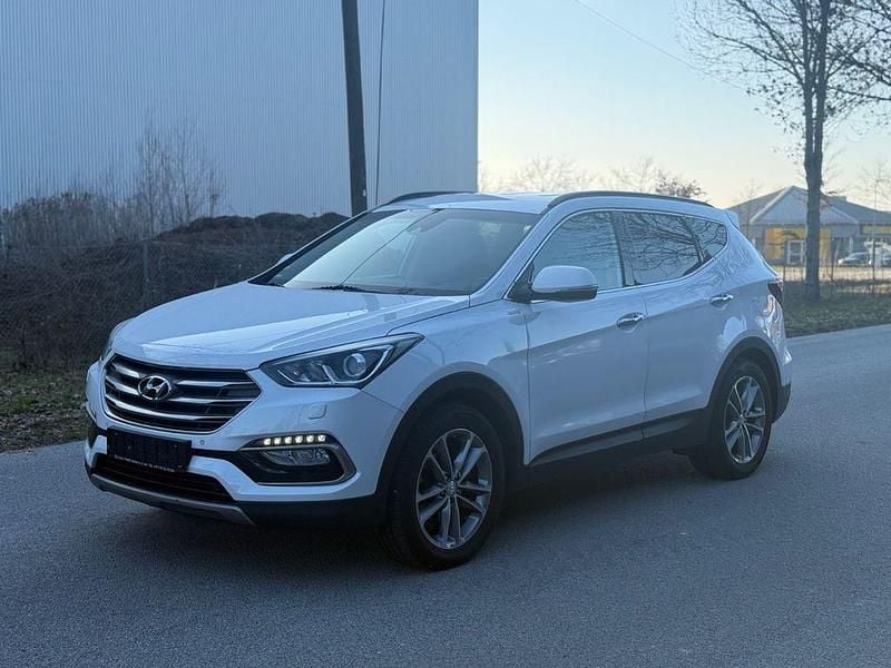 Gebraucht Hyundai Santa Fe Premium 200 PS (147 kW) 2017 Weiß SUV