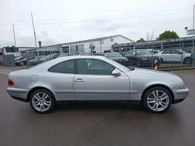 Gebraucht Mercedes CLK320 Elegance 218 PS (160 kW) 1998 Silber Coupé