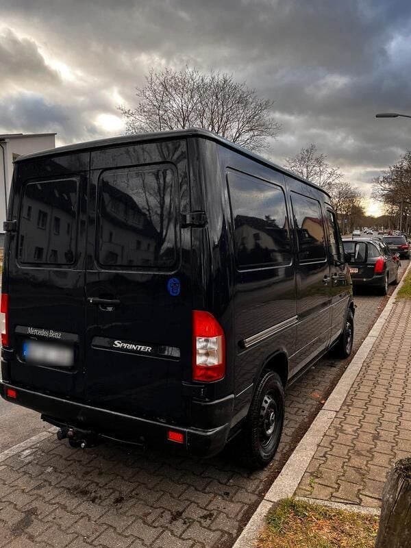 Blau Gebraucht 2004 Mercedes Sprinter Van | 5.700 € - Bild 1/4