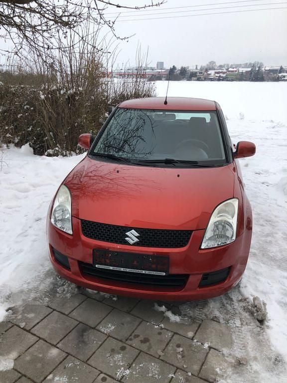 Orange Gebraucht 2010 Suzuki Swift Comfort Limousine | 3.990 € (Guter Preis) - Bild 1/4