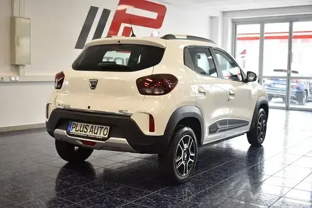 Usata Dacia Spring Comfort Plus 70 kW (96 CV) 2022 Bianco Utilitaria