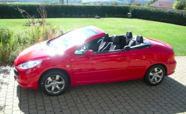 Gebraucht Peugeot 307 CC 140 PS (102 kW) 2008 Rot Cabrio