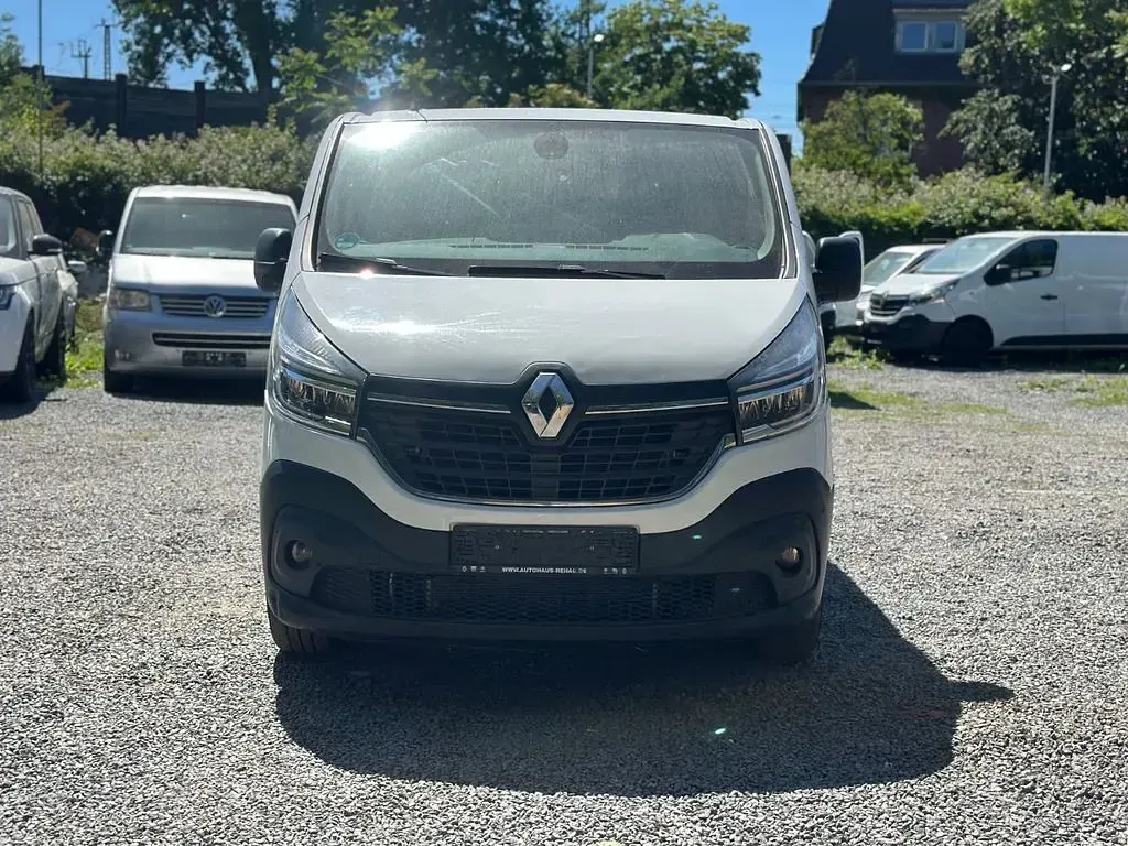 Gebraucht Renault Trafic Komfort 120 PS (88 kW) 2020 Weiß Van / Kleinbus