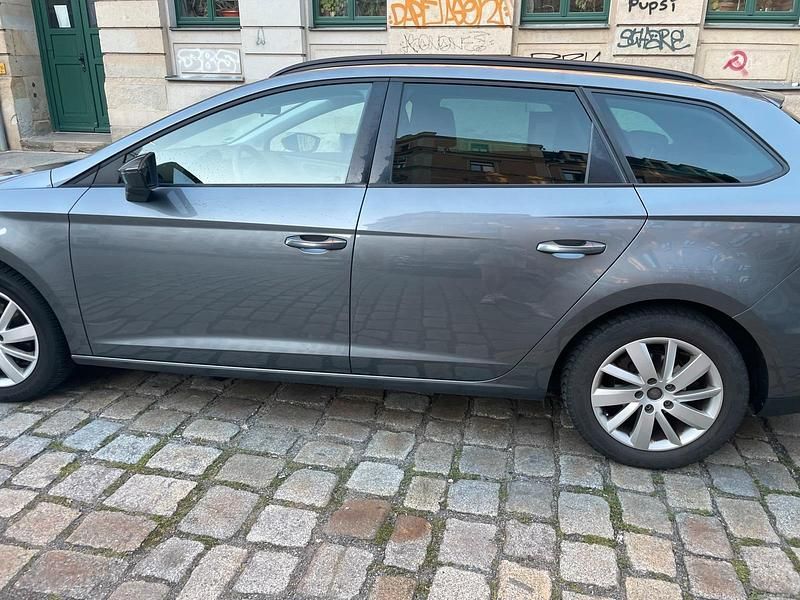 Gebraucht Seat Leon 105 PS (77 kW) 2014 Grau Kombi