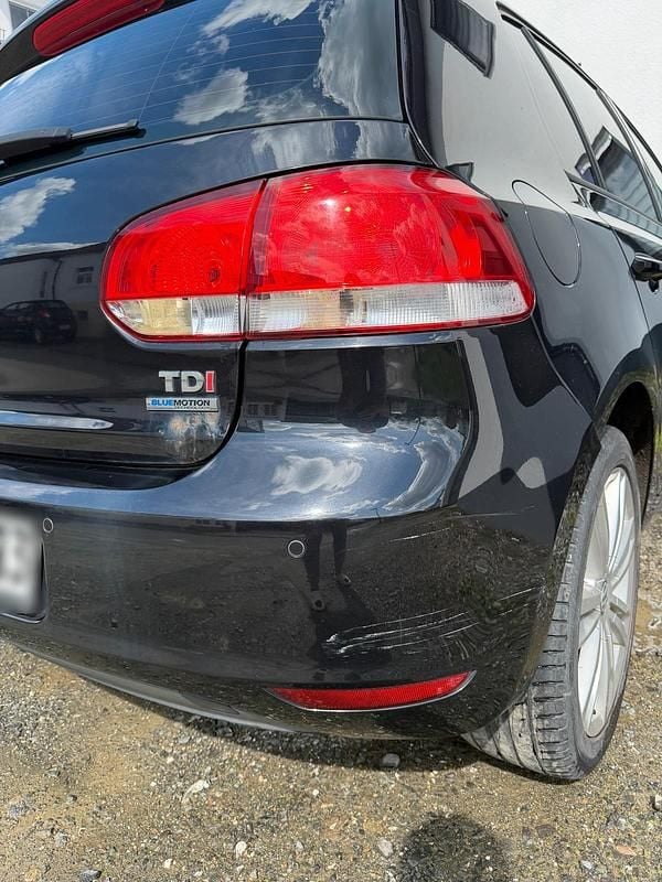 Second-hand VW Golf VI 105 CP (77 kW) 2011 Negru Hatchback
