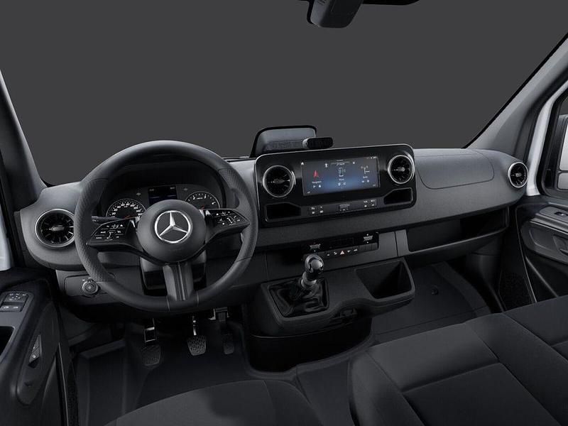 Gebraucht Mercedes Sprinter 150 PS (110 kW) 2025 Weiß Van
