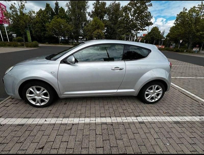 Silber Gebraucht 2009 Alfa Romeo MiTo Kleinwagen | 2.699 € (Fairer Preis) - Bild 1/4