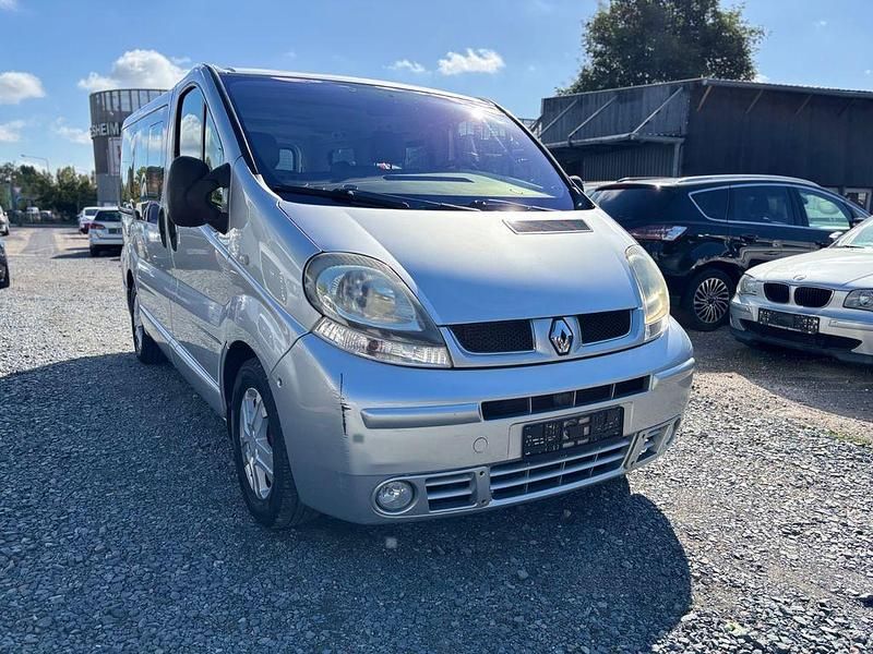 Gebraucht 2005 Renault Trafic Privilege Van | 8.890 € (Guter Preis) - Bild 1/4