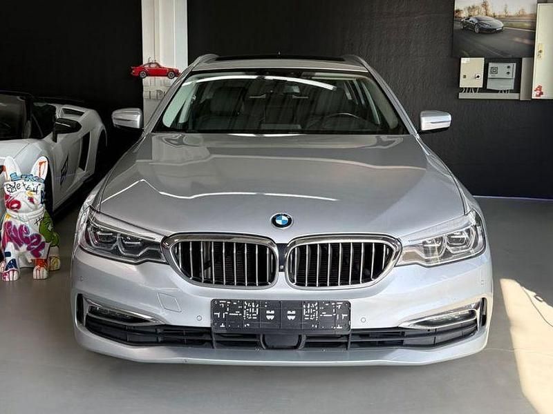 Gebraucht BMW 540 Luxury Line 320 PS (235 kW) 2020 Silber Kombi