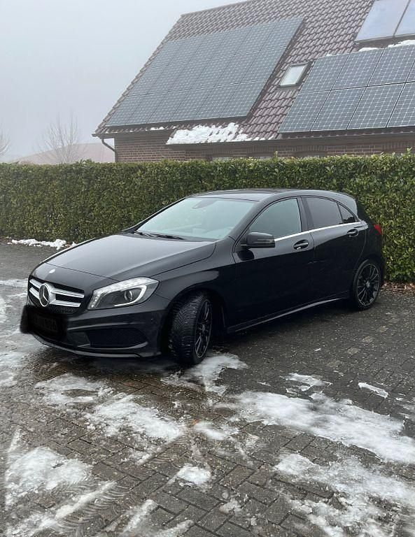 Gebraucht Mercedes A220 Sportline 170 PS (125 kW) 2013 Schwarz Limousine