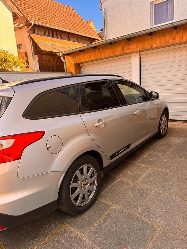 Second-hand Ford Focus 109 CP (80 kW) 2012 Argintiu Break